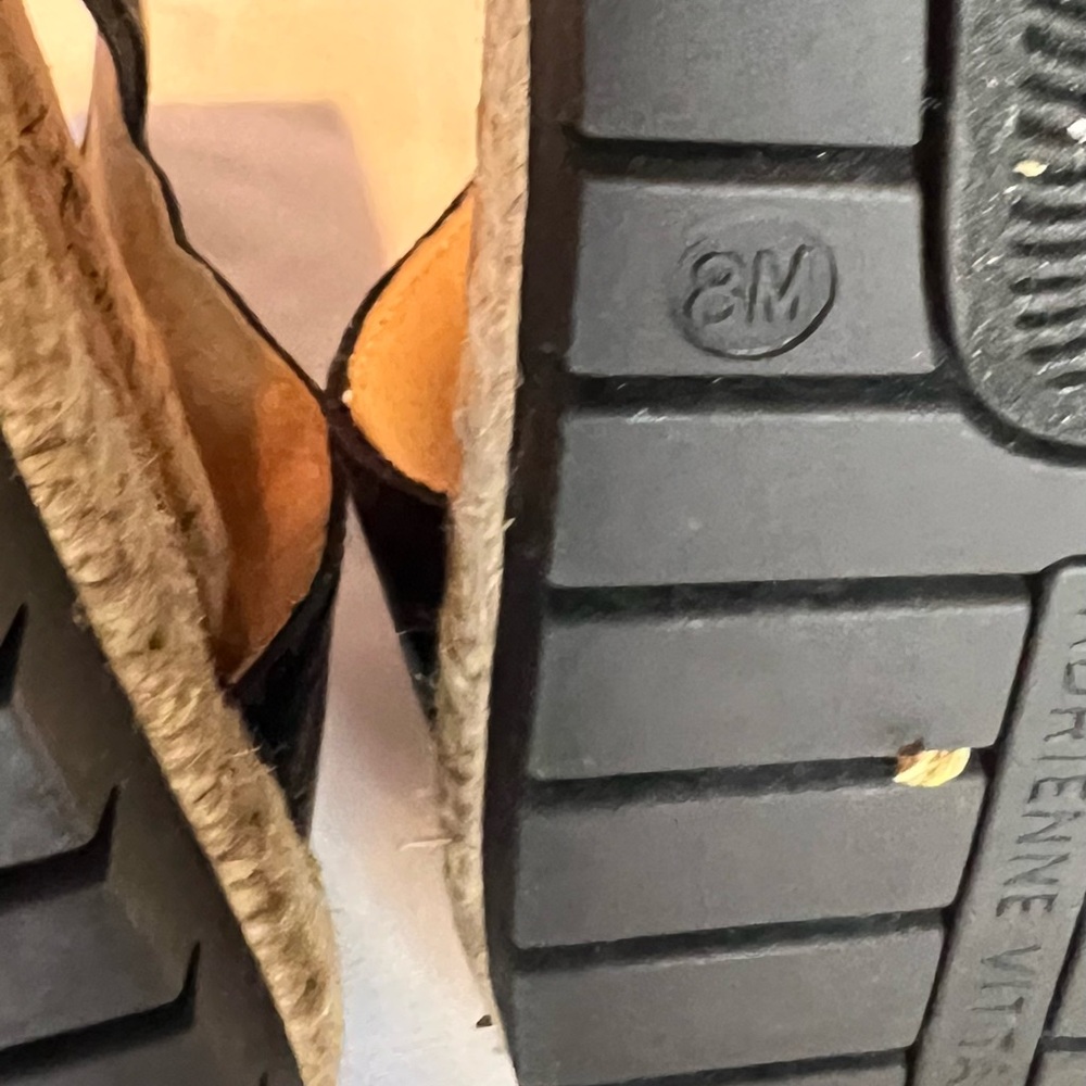 Adrienne Vittadini Black and Tan Sandals Sleek Minimalist Design - Picture 5 of 5